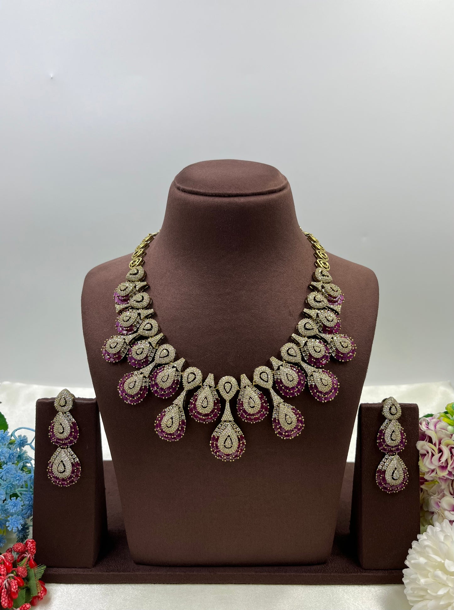 Vinita Victorian American Diamond Necklace