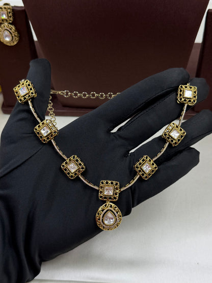 Harshada Victorian Premium Necklace