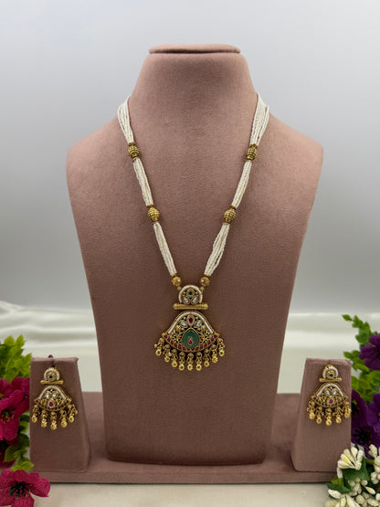 Dipali Chorski Necklace Set