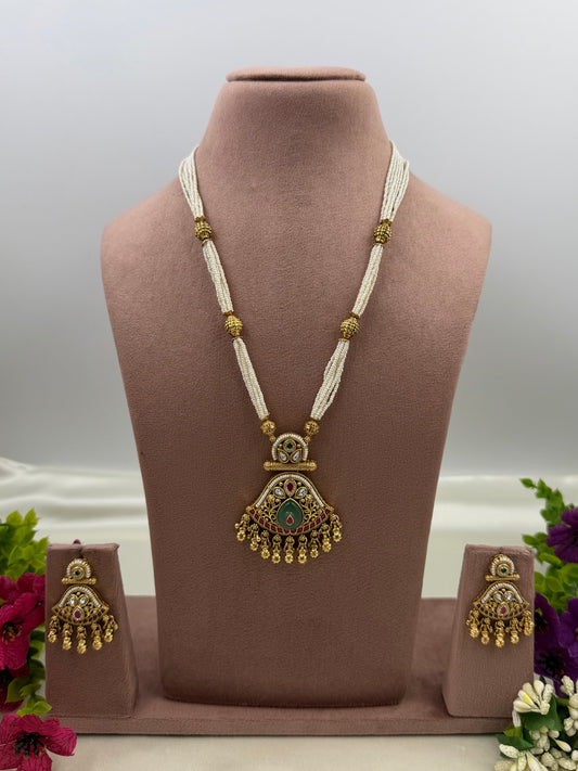 Dipali Chorski Necklace Set