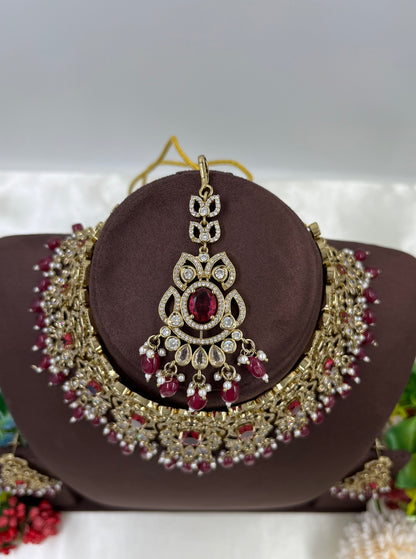 Suniti Premium Victorian Choker Necklace