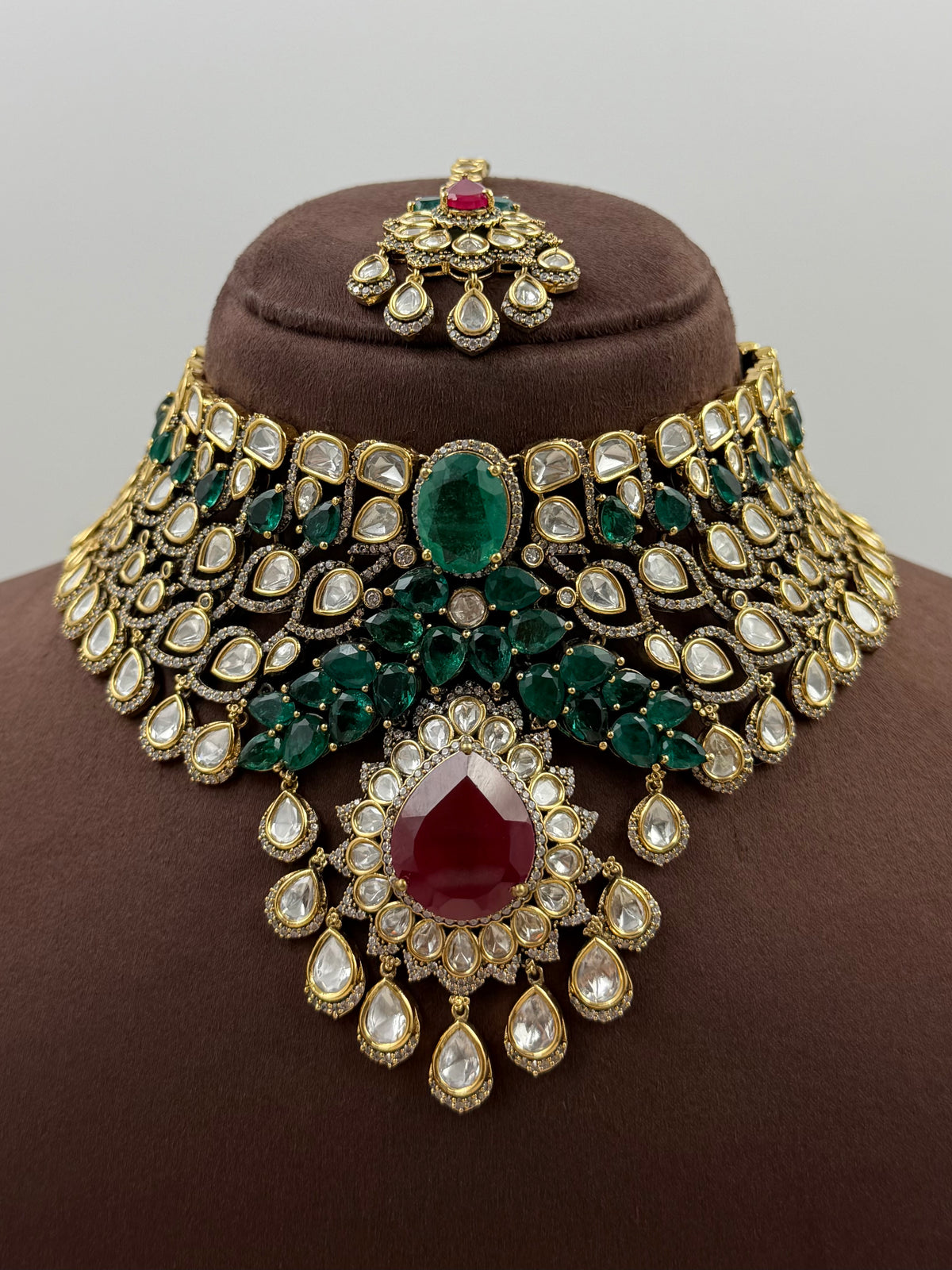 Deepa Premium Victorian Choker Necklace Set