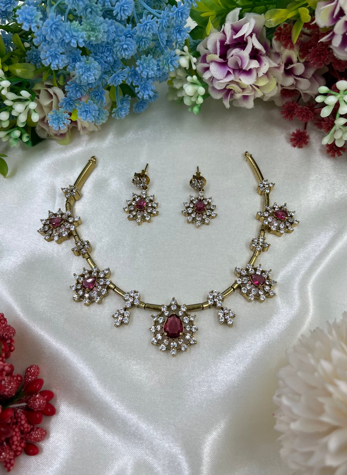 Amara Panna Hasli Necklace