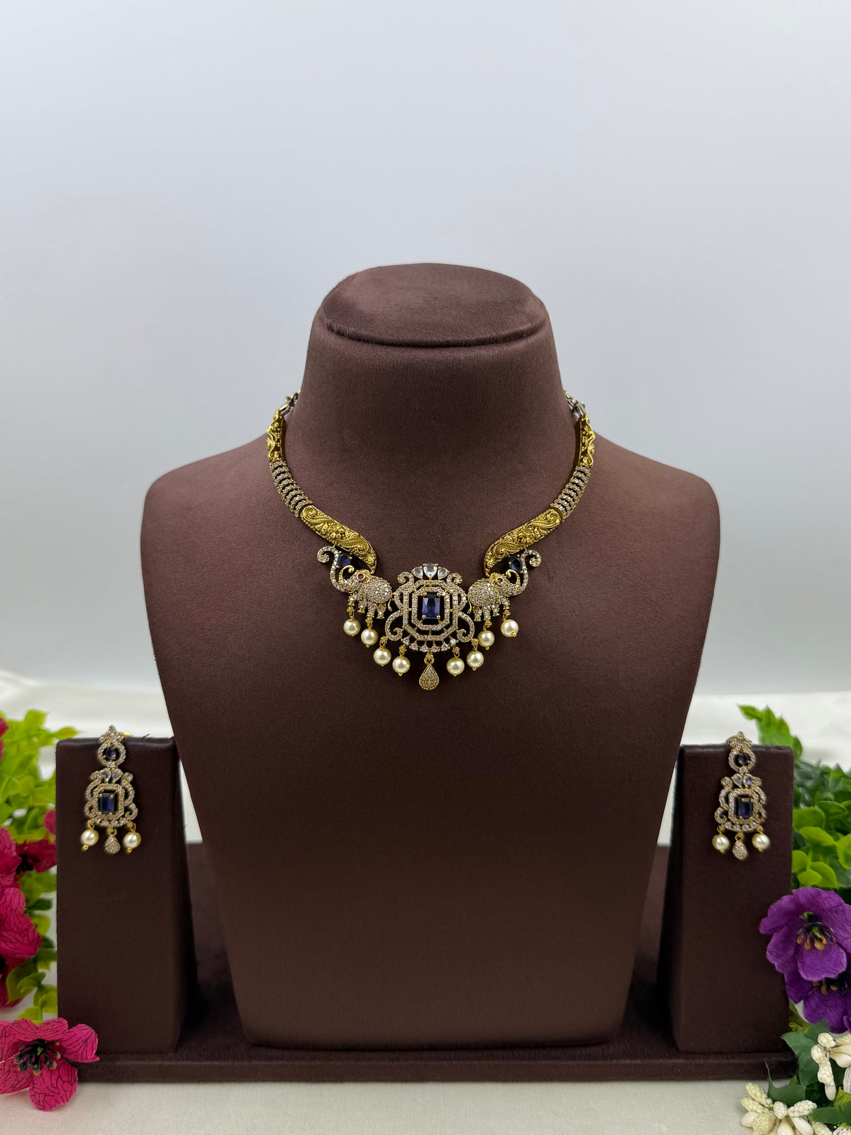 Heer Victorian Traditional Hasli Necklace