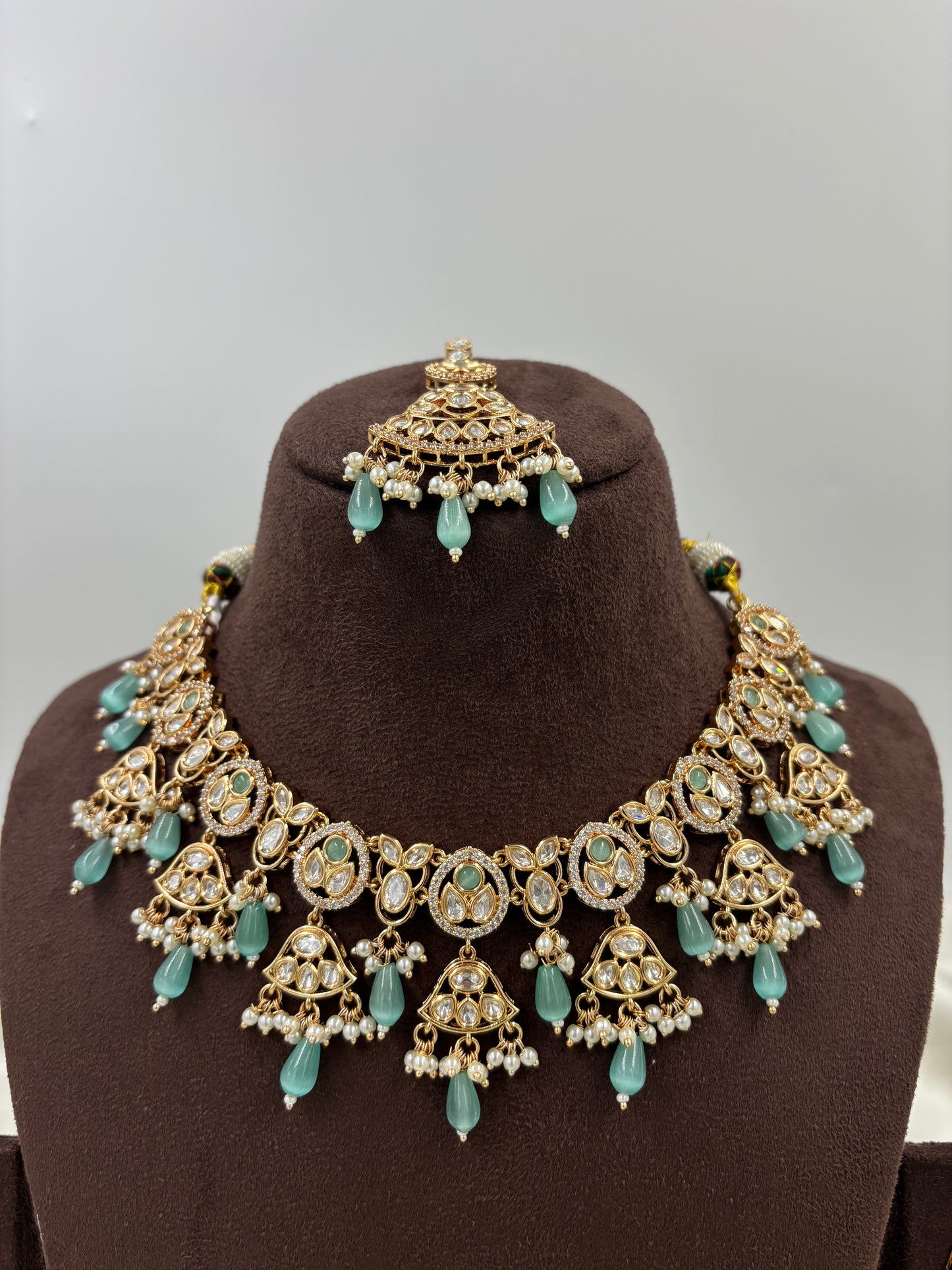 LISA MOISSANITE KUNDAN PEARL NECKLACE SET
