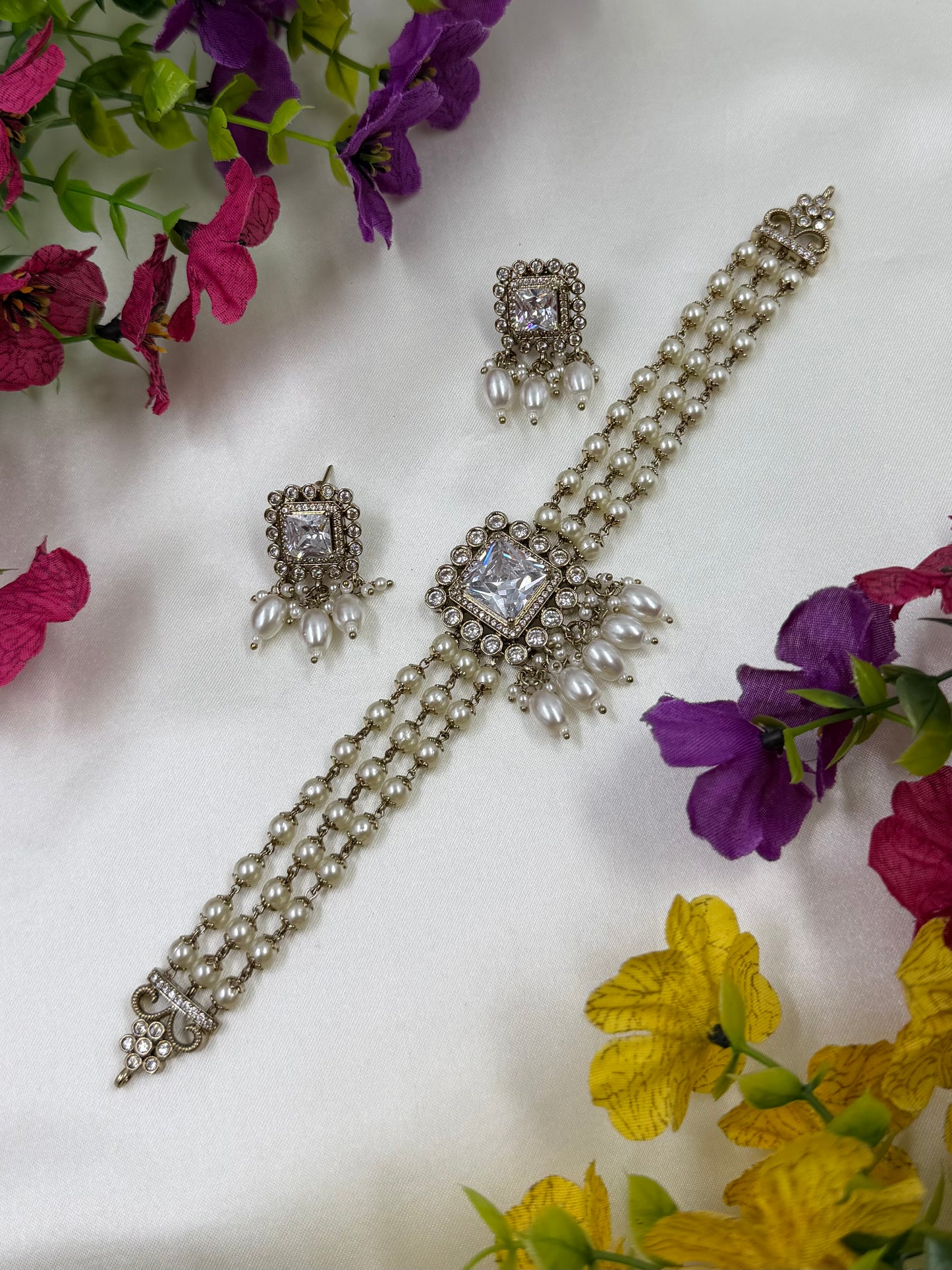 Shivani Victorian Traditional Choker Necklace