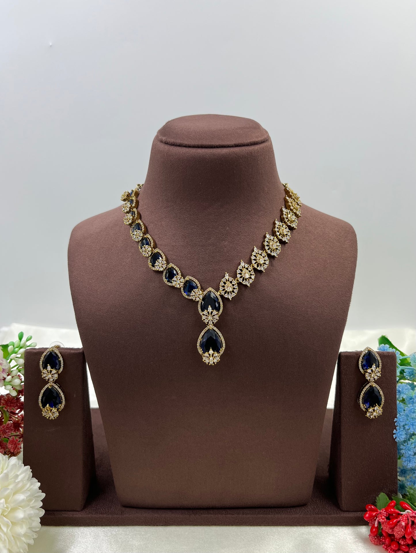 Asmita Victorian Premium Necklace