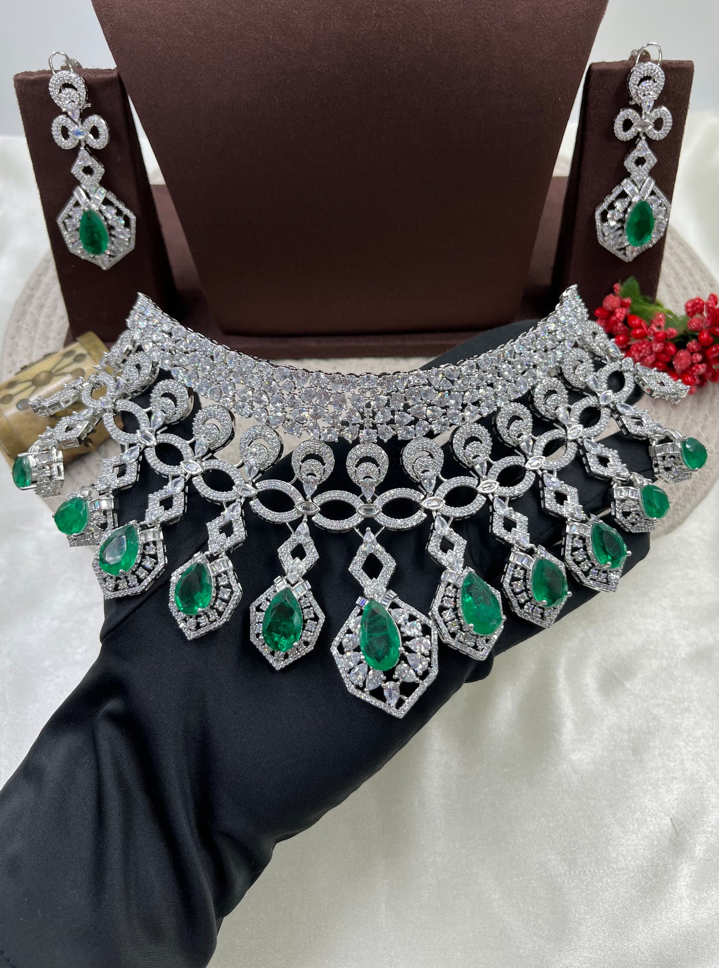 Revati American Dimond Choker Necklace