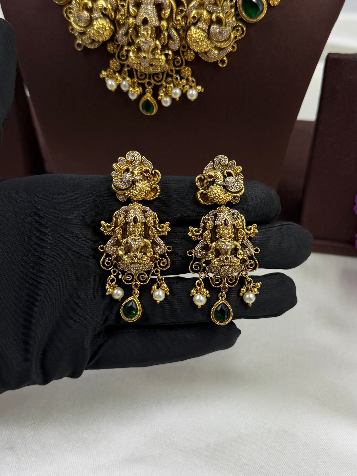 Suvarna South Indian Necklace Set