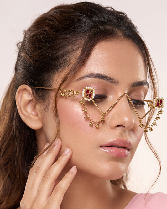 Gauri Pachi Kundan Facelet