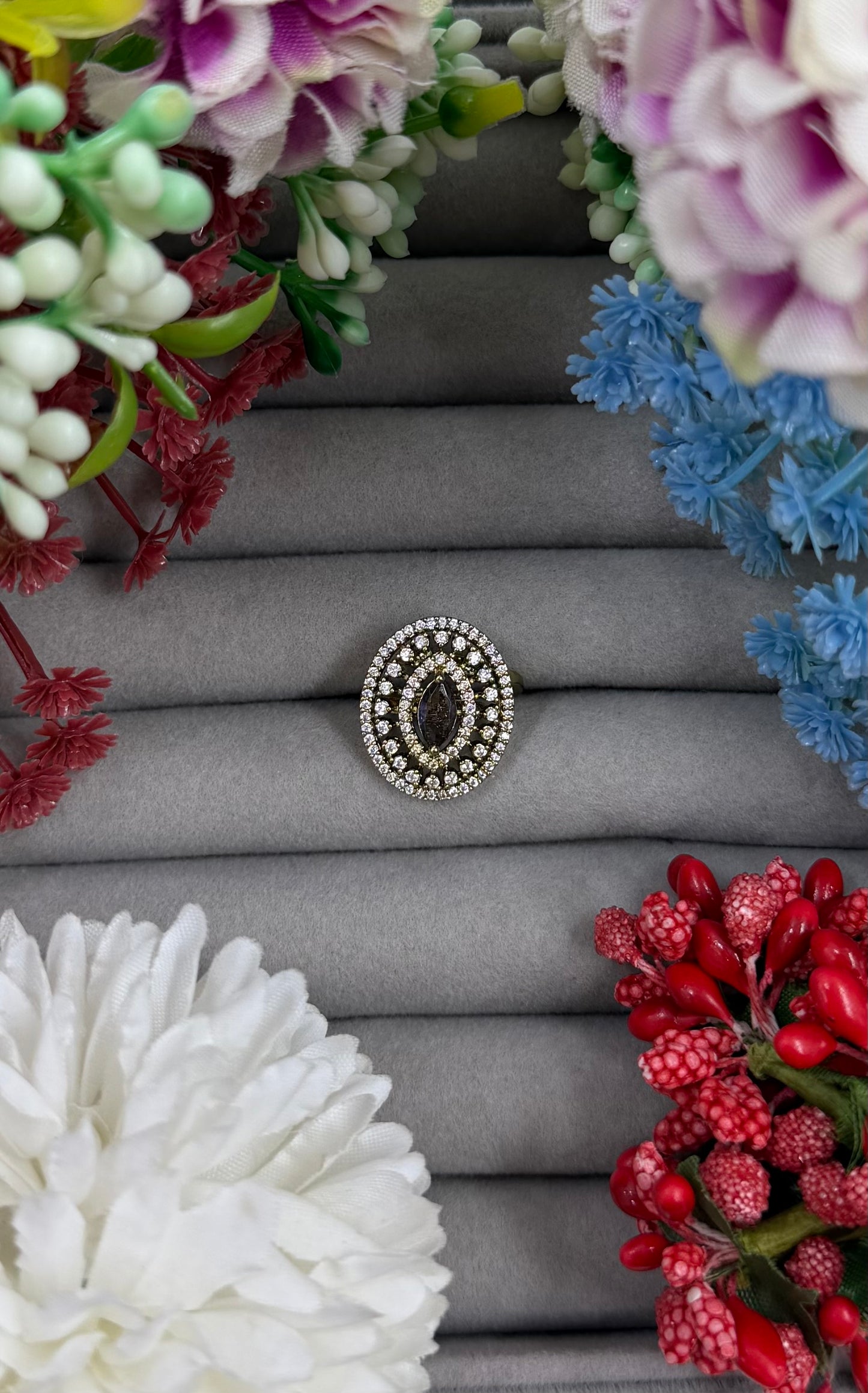 Yajna Victorian American Diamond Ring (Adjustable)