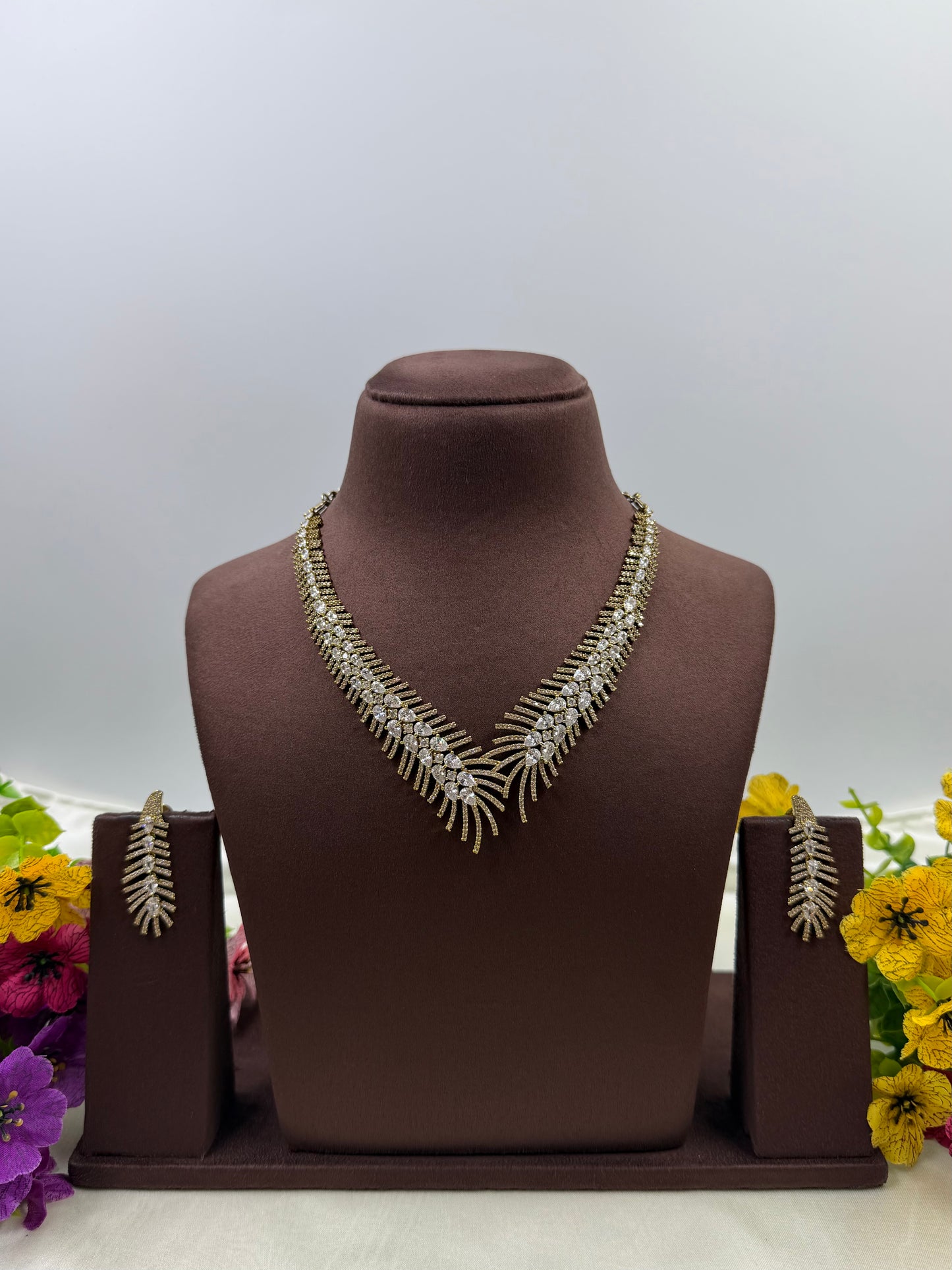 Prachi Victorian Delicate Necklace