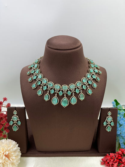 Viba Drop Victorian Necklace set