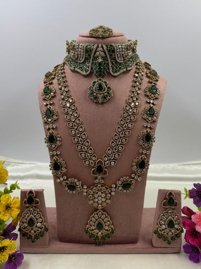Poorvi Victorian Premium Combo Set