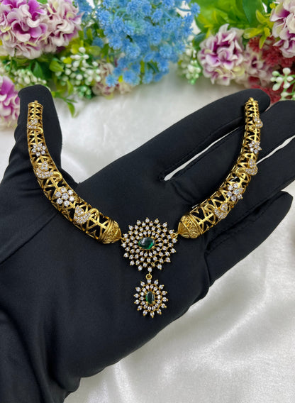 Kanika Victorian Traditional Hasli Necklace