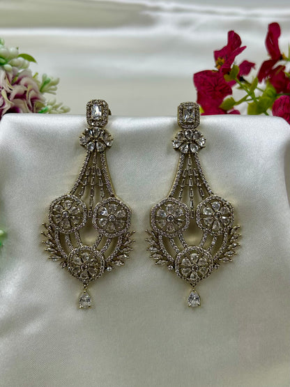Minal Victorian Premium Earring