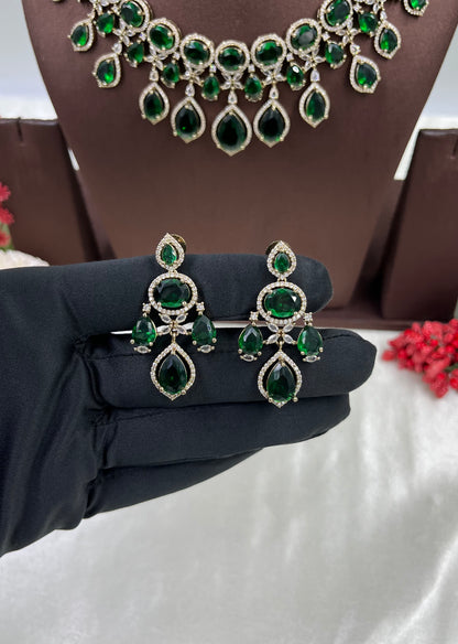 Viba Drop Victorian Necklace set