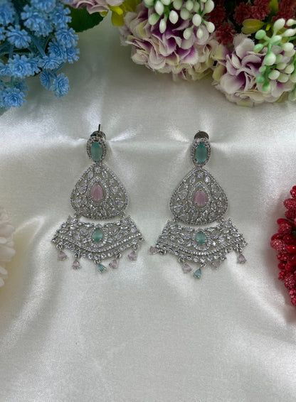 Kriti Ad Brass Earing