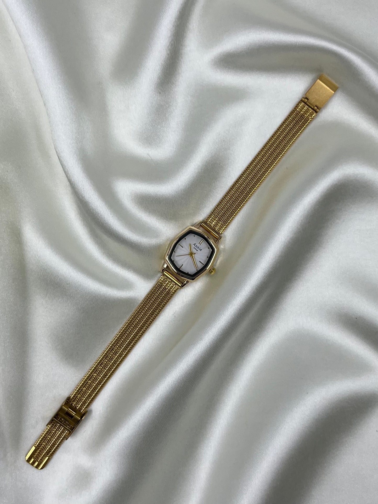 Giana Anti-Tarnish Stainless Steel Watch (Adjustable)