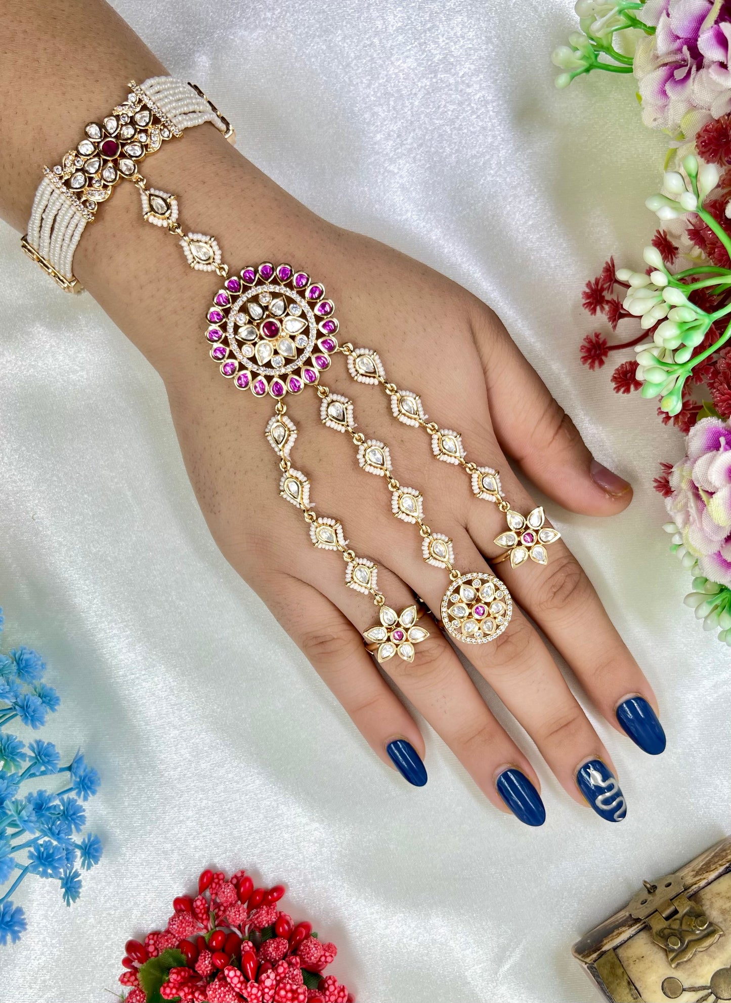 Sara Moissanite Premium Hath Panja (One pis)