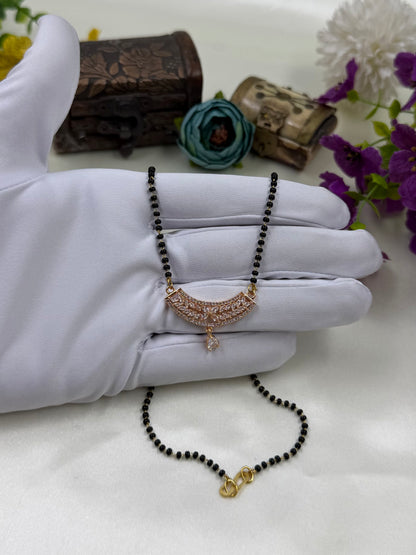 Curved Pendant Rose Gold Mangalsutra