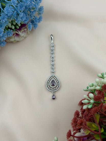Avya American Diamond Mang Tika