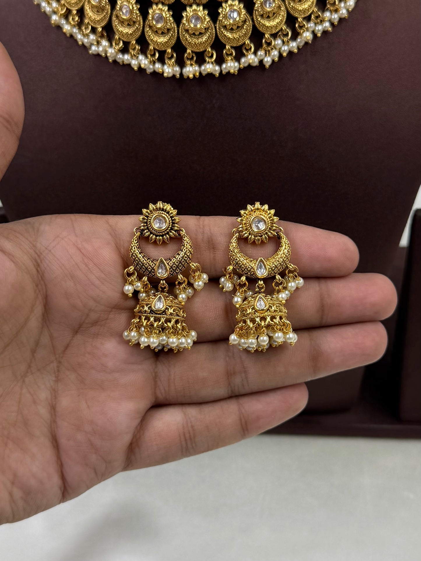 Dhiriti Heritage Necklace Set