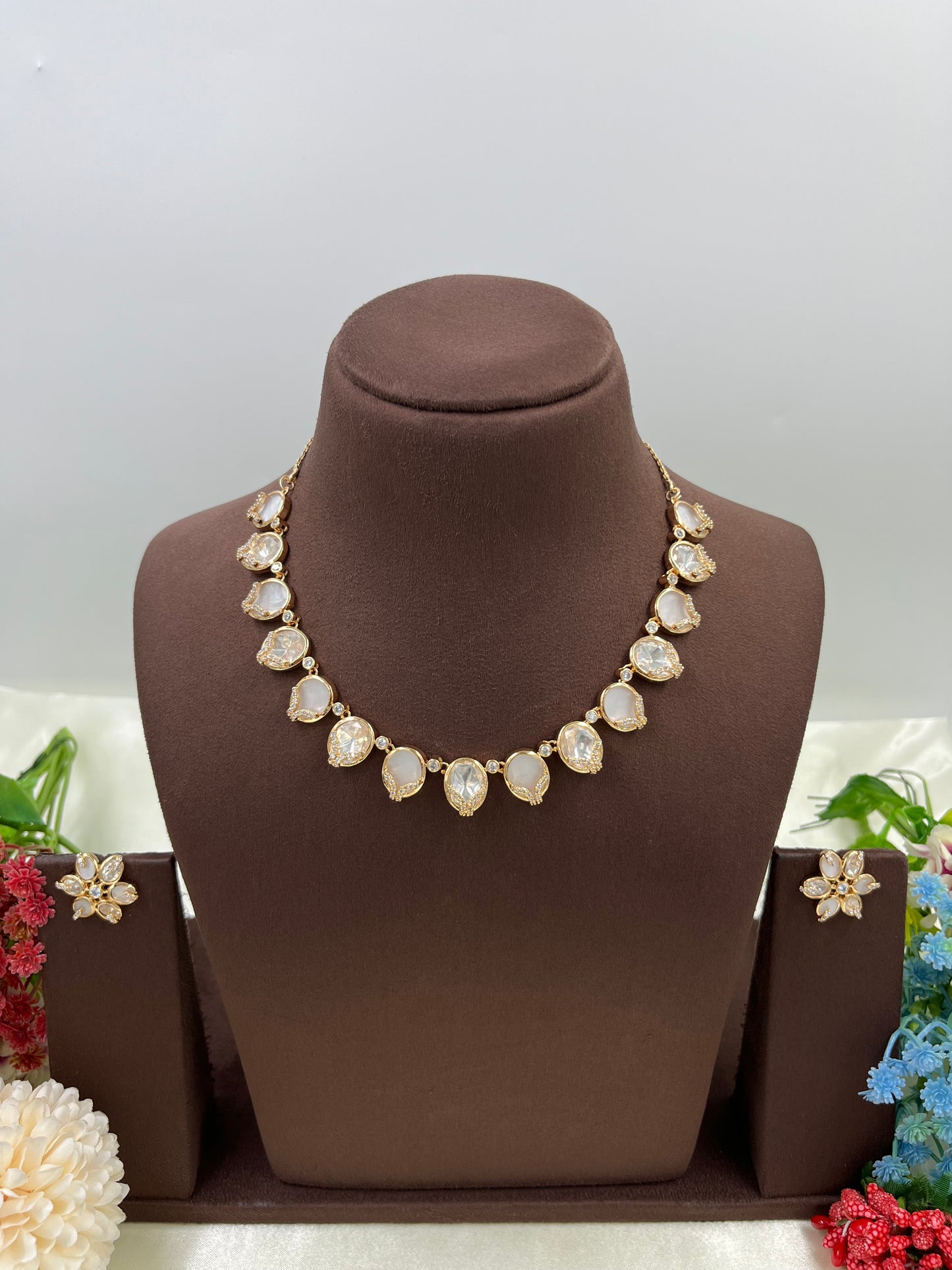 Mop Moissanite Kundan Necklace