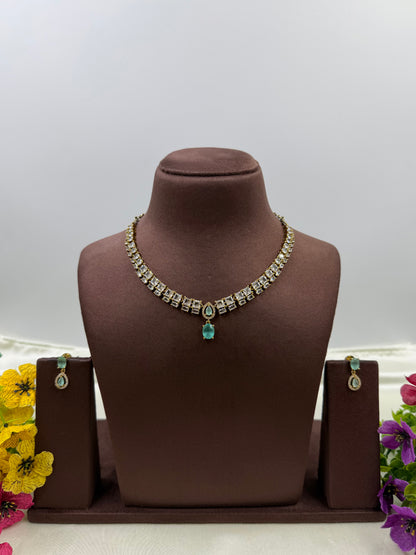 Jiya Victorian Delicate Necklace