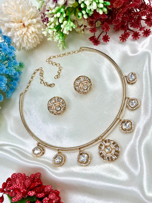 Ruhi Premium Carrat Hasli Necklace