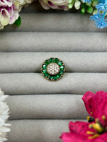 Yukta Victorian Ring