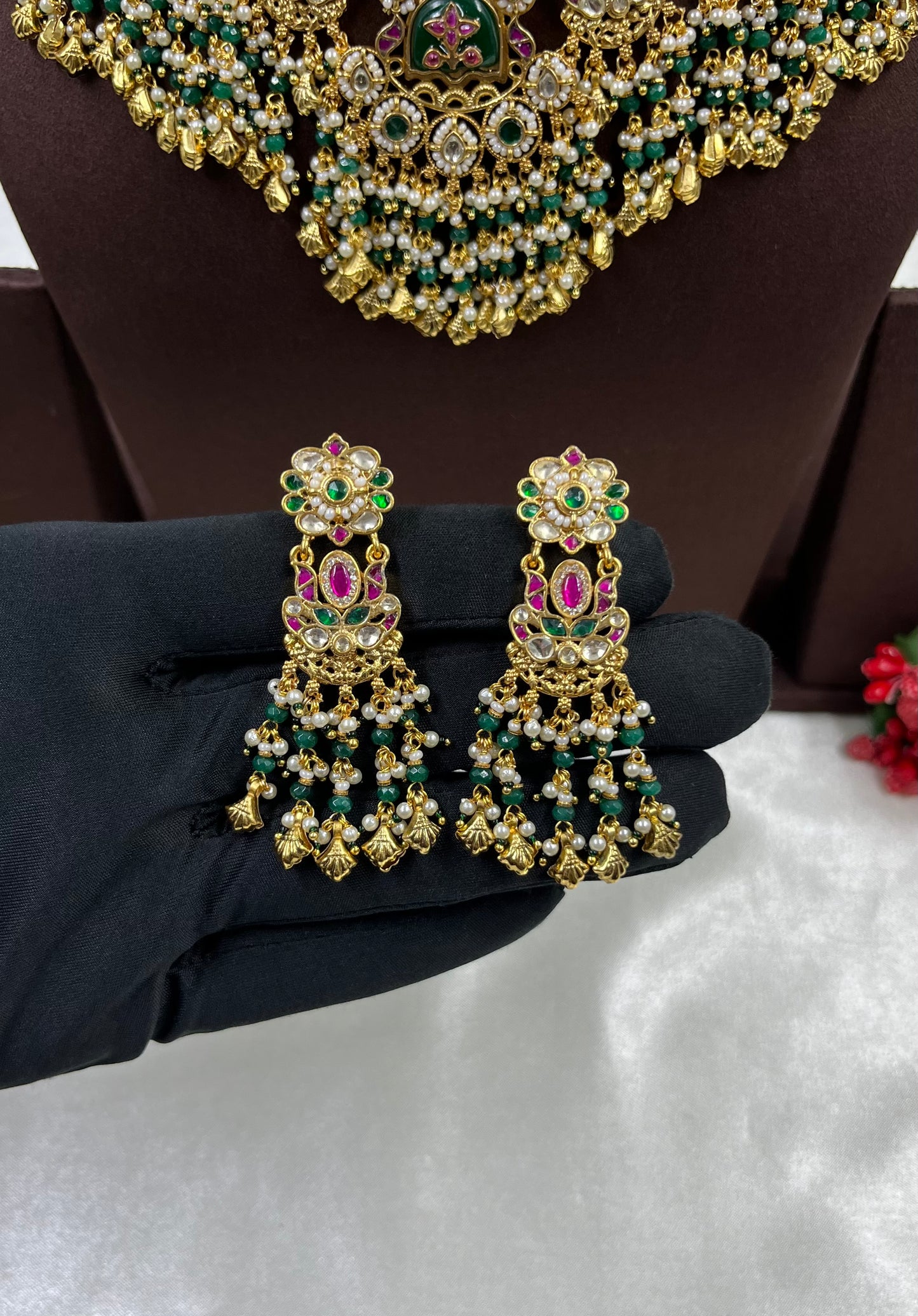 Meher Pachi Kundan Premium Necklace