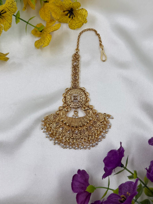 Trisha Traditional Mang Tika