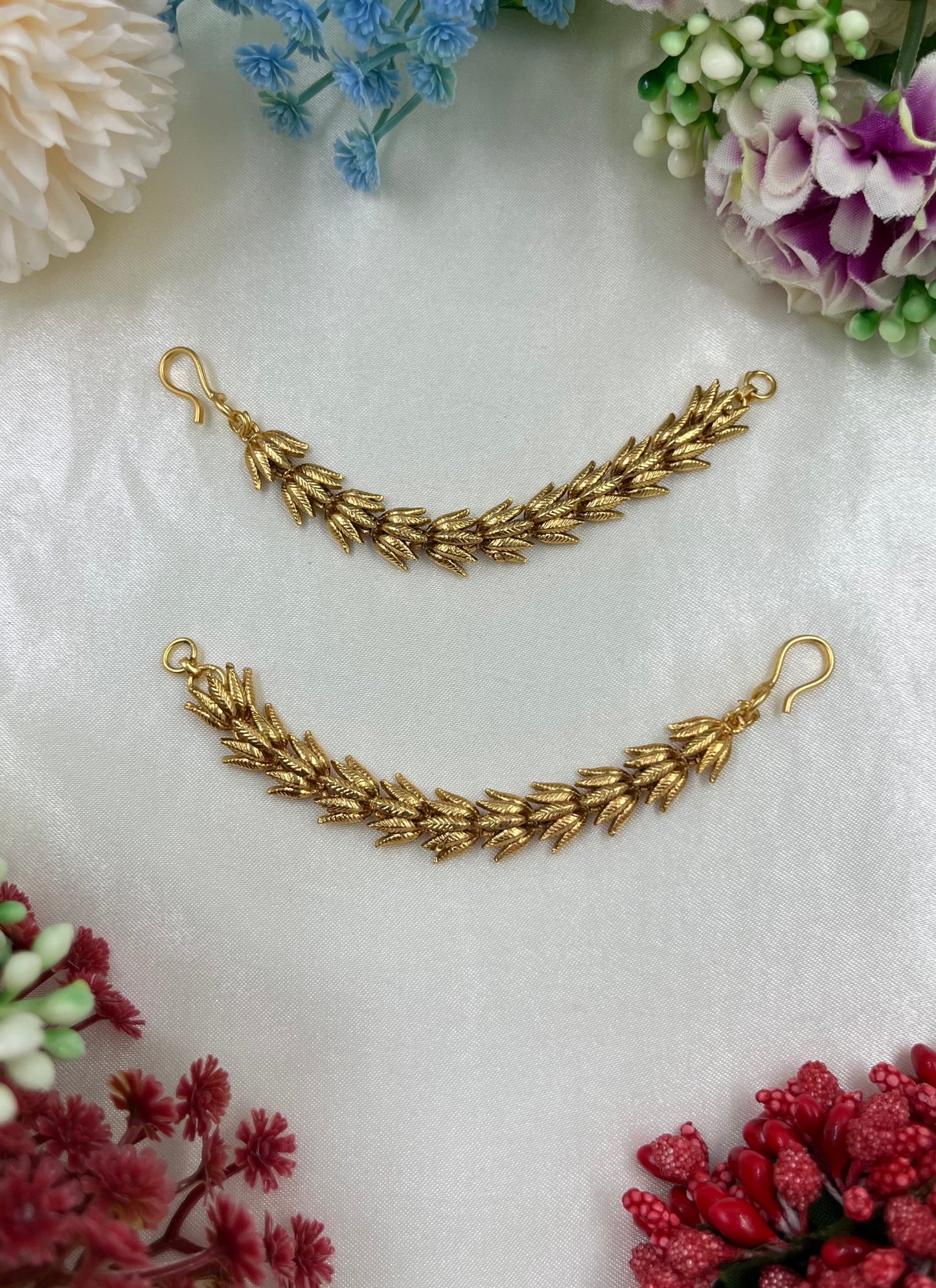 Eternal Leafs Ear Chain