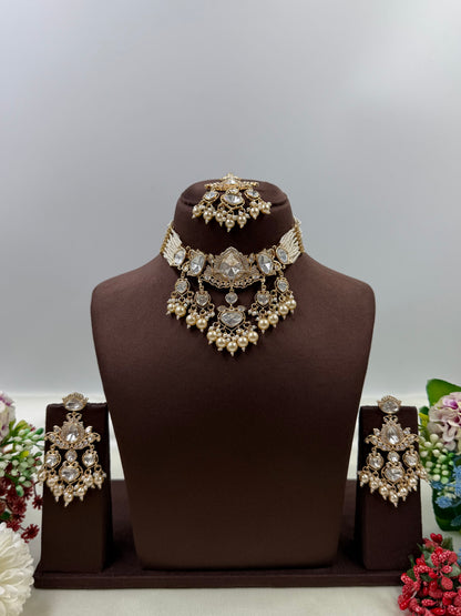 Jharokha Moissanite Kundan Choker