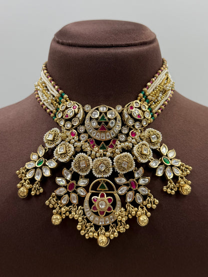 Dipali Pachi Kundan Choker Set