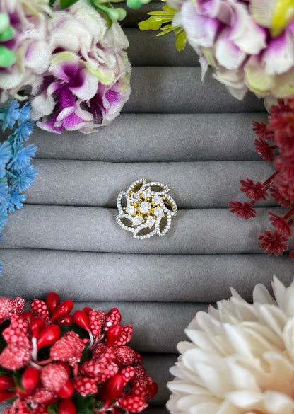 Avni Dual Tone Ad Ring