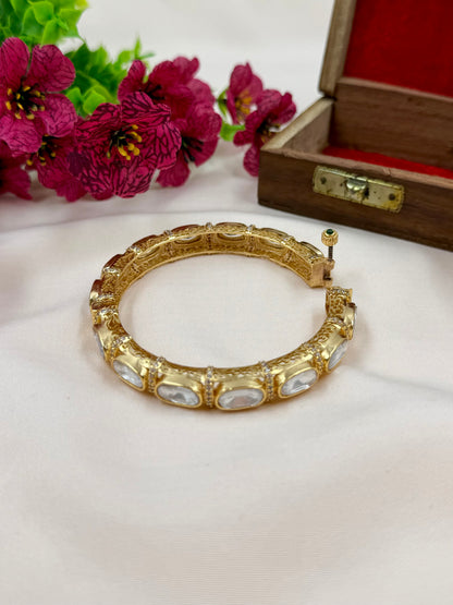Hema Moissanite Bangles (Openable)