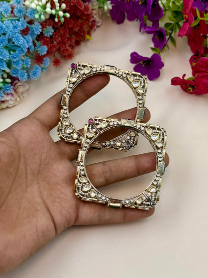 Juhi Victorian Royal Frame Bangles (Openable)