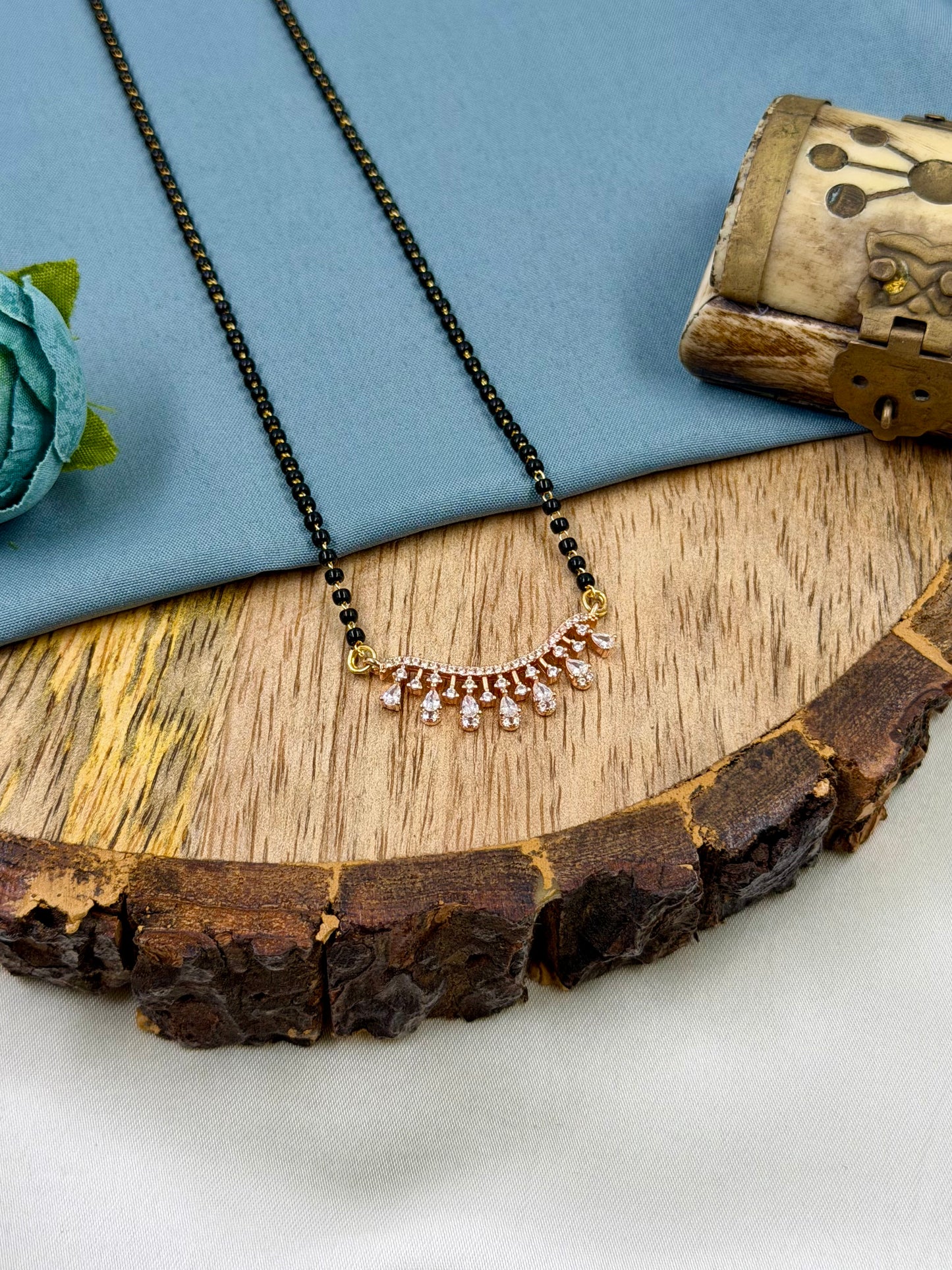 Ritu Rose Gold Mangalsutra