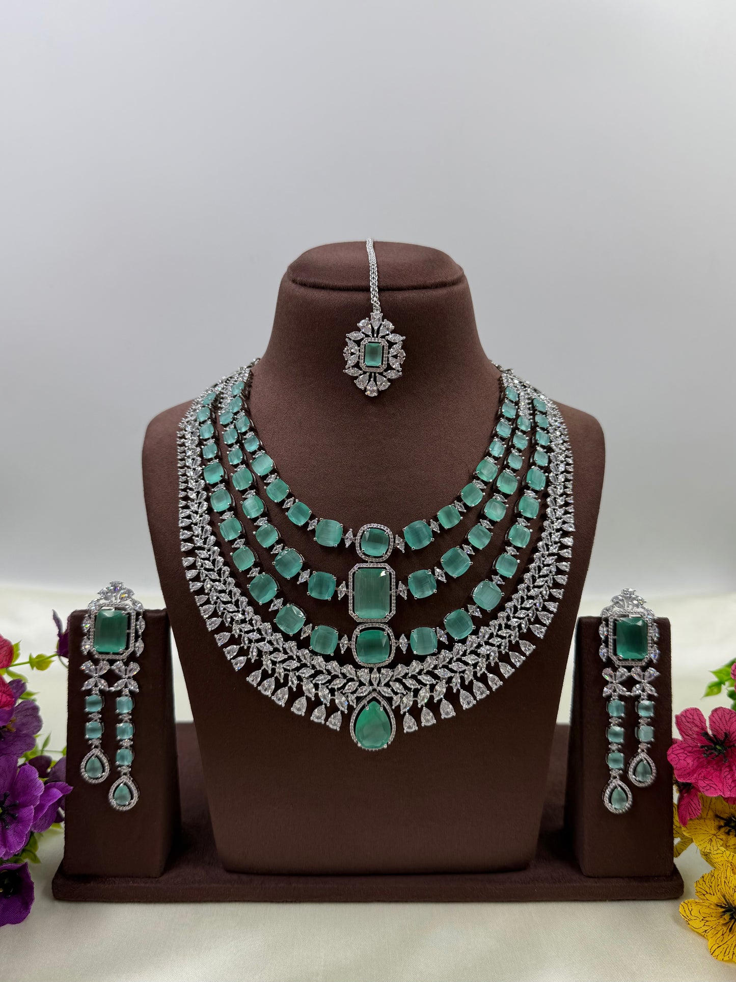 Arathi American Diamond Necklace