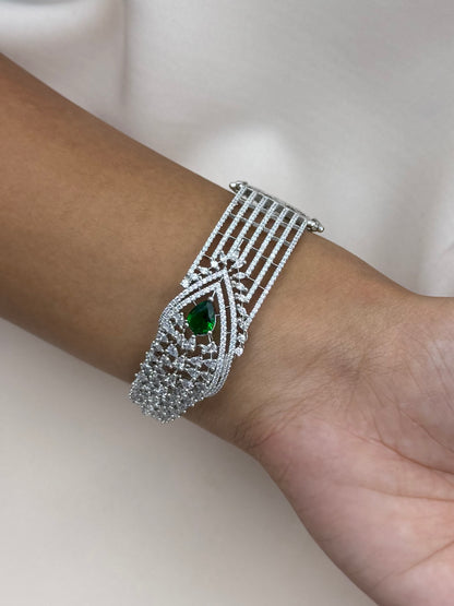 Olivia American Diamond Bracelet (Openable)