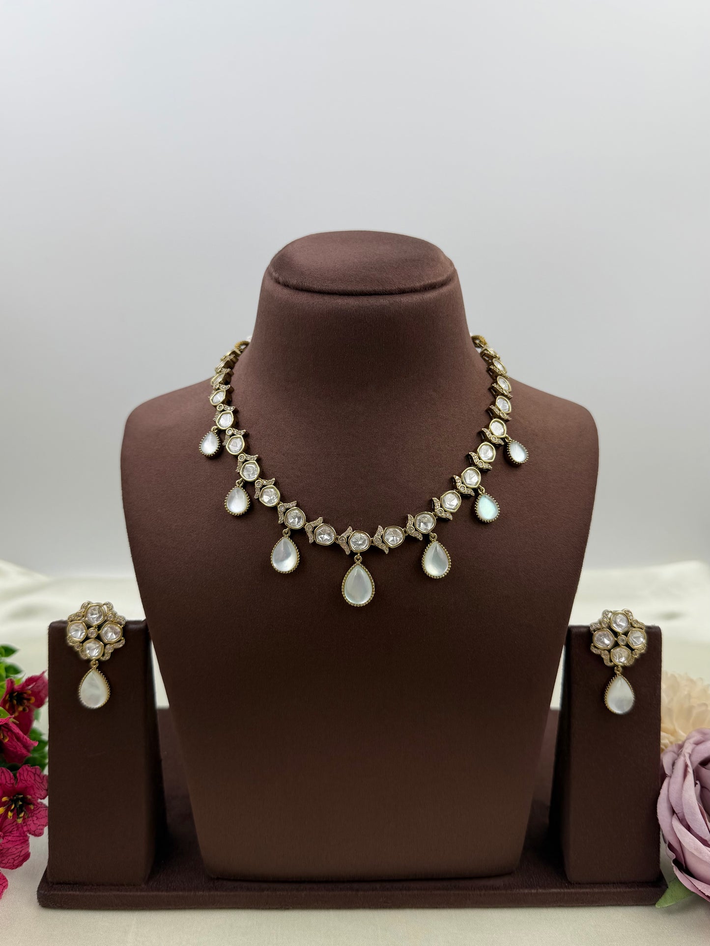Sheetal Premium Victorian Necklace Set