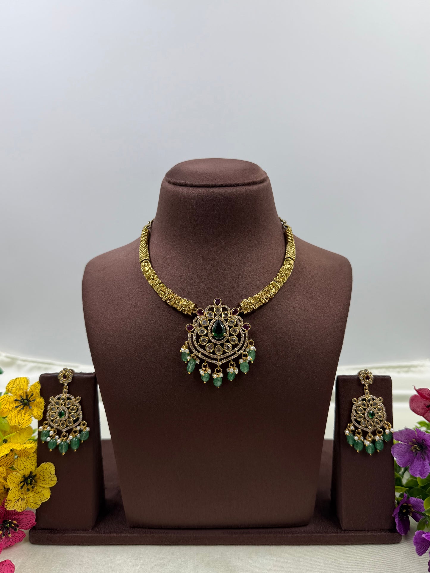 Swara Premium Victorian Traditional Hasli