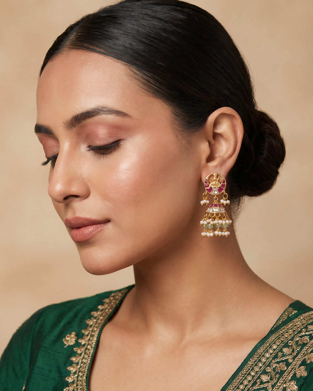 Jahnvi Jadau Pachi Kundan Jumka