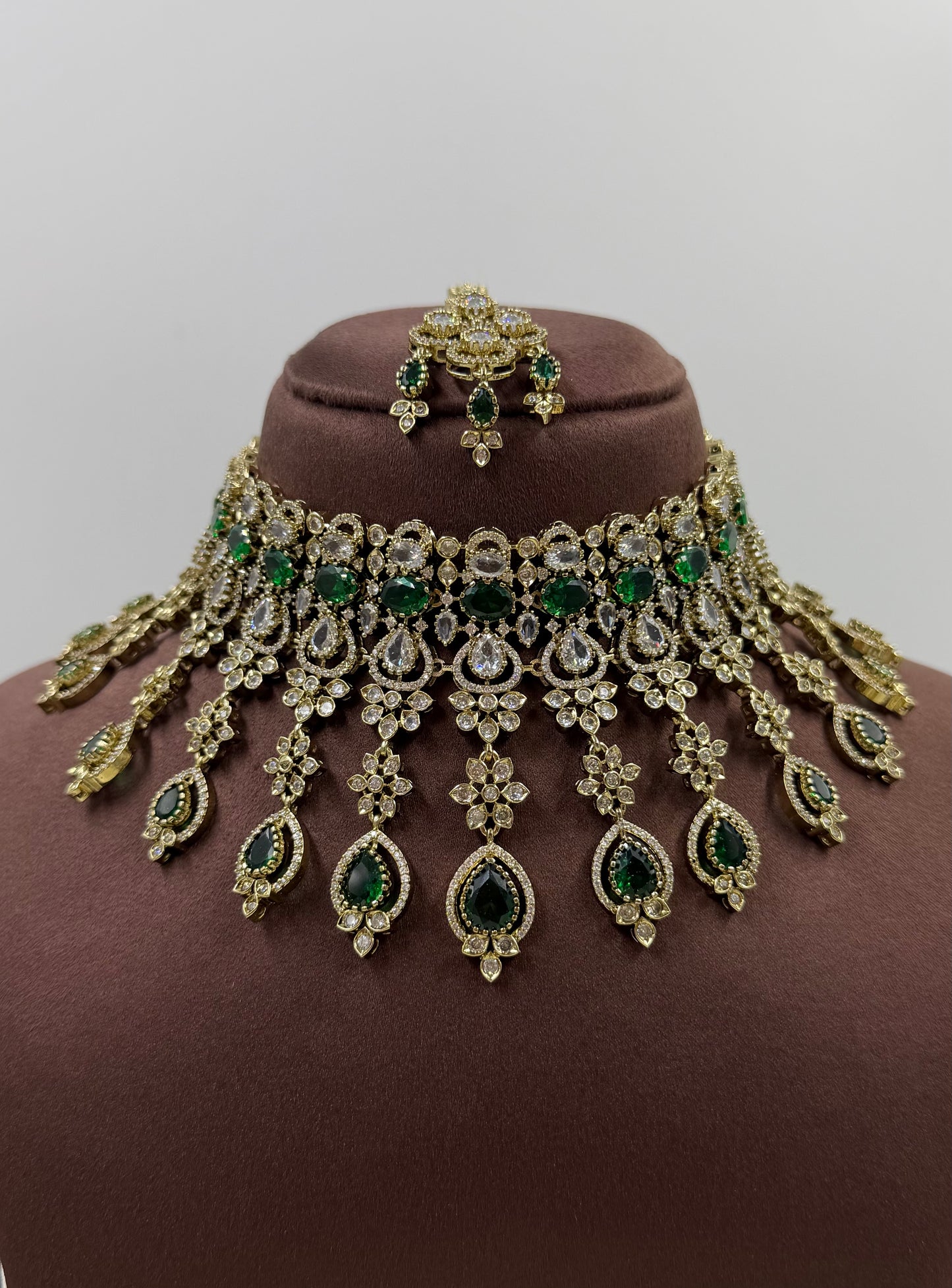 Daksha Premium Victorian Choker NecklaceSet