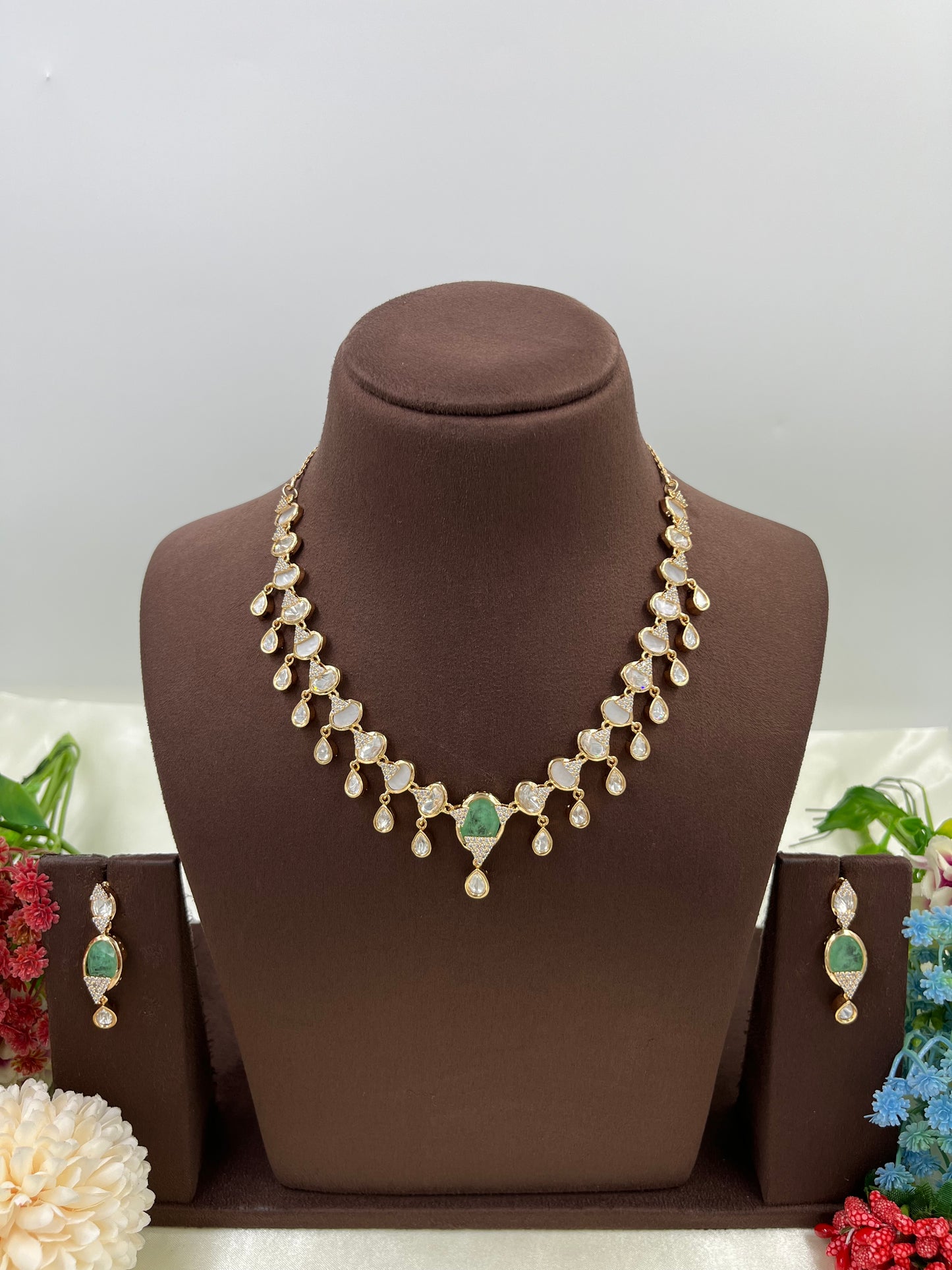 Deza Dangling Moissanite Kundan Necklace