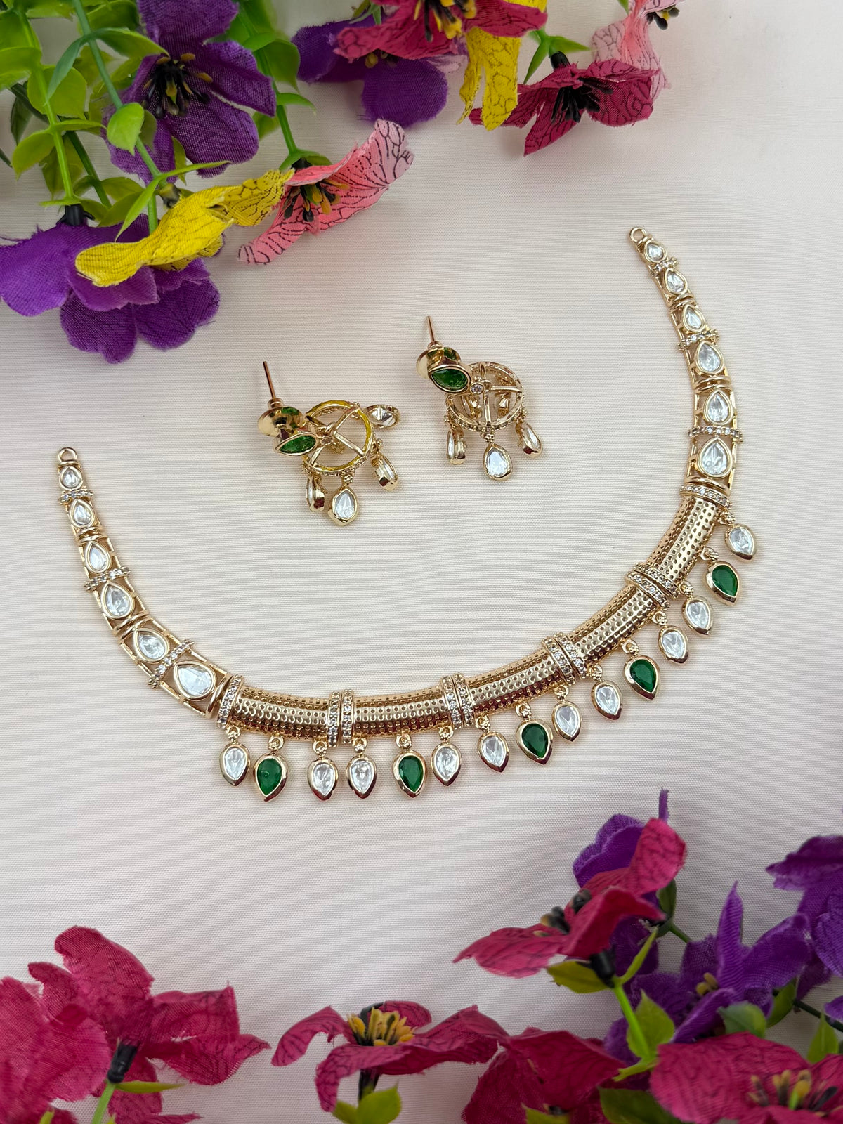 Diya Moissanite Hasli Necklace Set