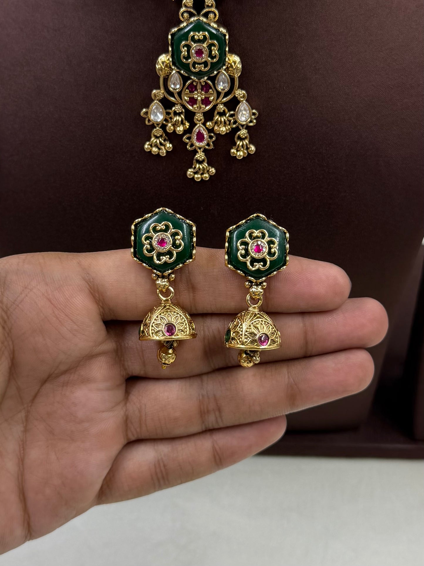 Yogita Chorski Necklace Set