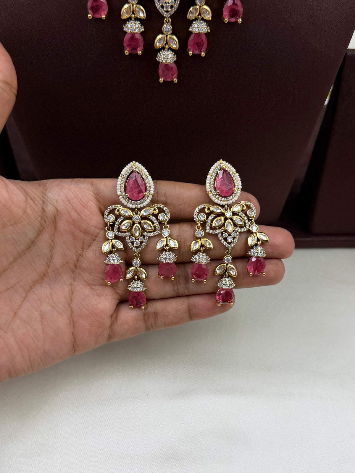Anju Victorian Necklace Set